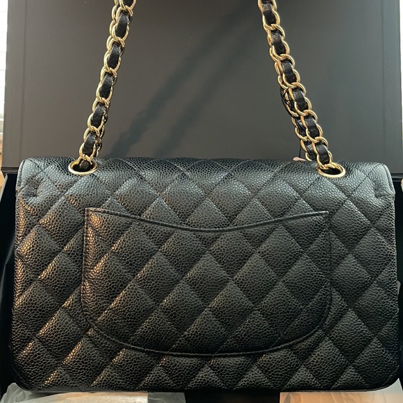 Brand New Chanel medium classic - Picture 7 of 7